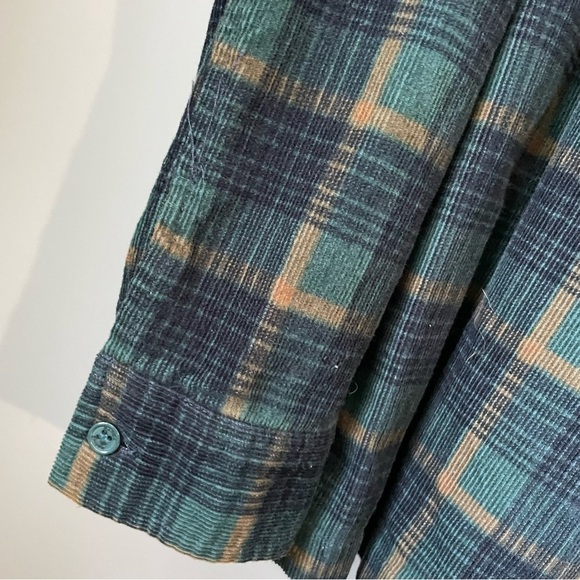 Native YOUTH corduroy button down shirt size medium - Picture 9 of 11